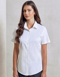 Women´s Stretch Fit Poplin Short Sleeve Cotton Shirt